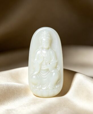 White Jade Guanyin Pendant