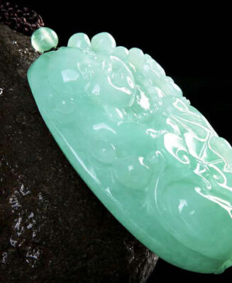 Jadeite Chi Dragon Hand Piece